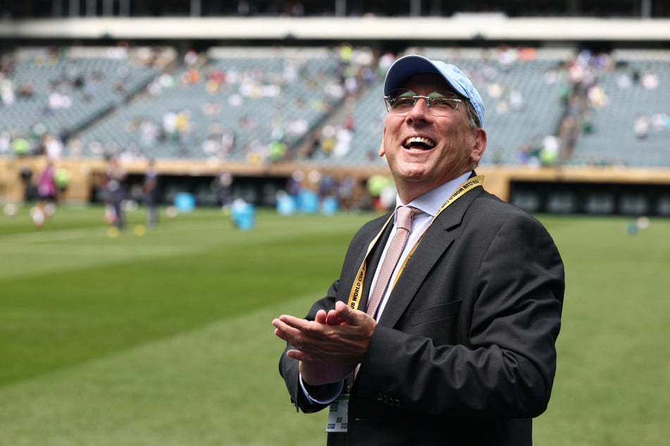 Mega-Investor John Textor (60) würde gerne Anteilseigner bei Eintracht Frankfurt werden.