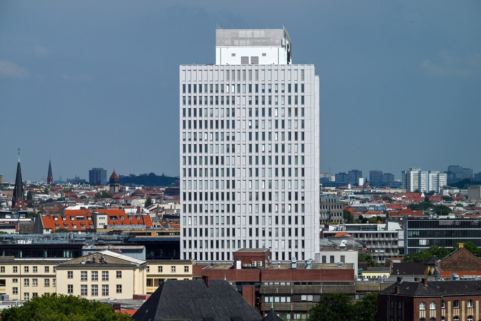 Auch an der Charité wollen Beschäftigte ihre Arbeit niederlegen.