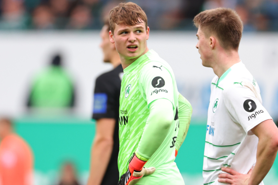 Jonas Urbig (20) avancierte in der vergangenen Saison bei Greuther Fürth zu einem der besten Keeper in der 2. Bundesliga.