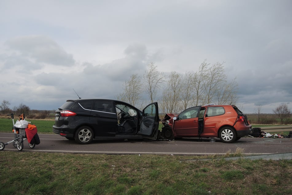 Im Salzlandkreis kam es zu einem Frontal-Unfall.