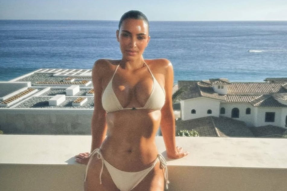 Kim Kardashian is picture perfect in her latest vacation snaps that she dropped via Instagram.