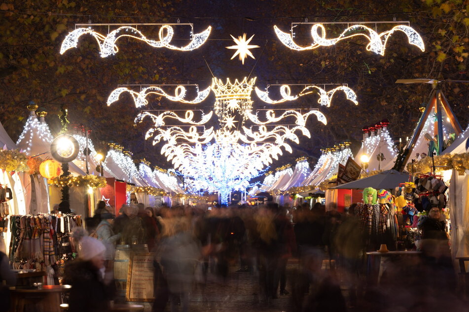 Dresden: Nach dem Fest geht's weiter: Zwei Dresdner Weihnachtsmärkte haben erstmals länger auf!