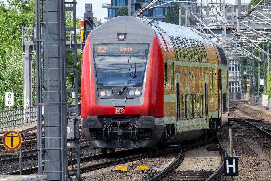Das 9-Euro-Ticket habe sich 2022 als großer Erfolg erwiesen und mehr als 30 Millionen Menschen zur Nutzung bewegt. (Symbolfoto)