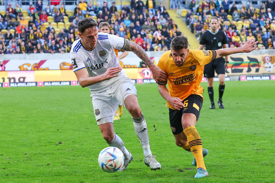 Trotz Tor hatte Ahmet Arslan (r.) gegen Saarbrücken einen schweren Stand.