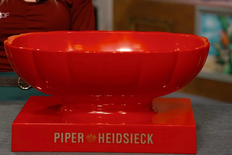 Der Kübel diente als Werbemittel für das traditionsreiche Champagnerhaus Piper-Heidsieck.