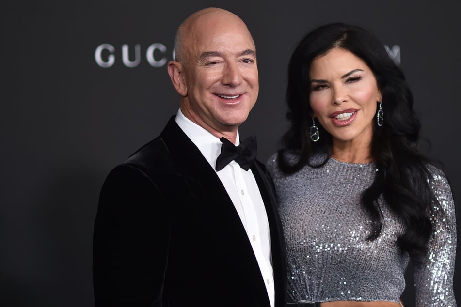 Jeff Bezos (60, l.) und Lauren Sánchez (54) sind seit 2023 verlobt. Bald soll die große Hochzeit stattfinden.