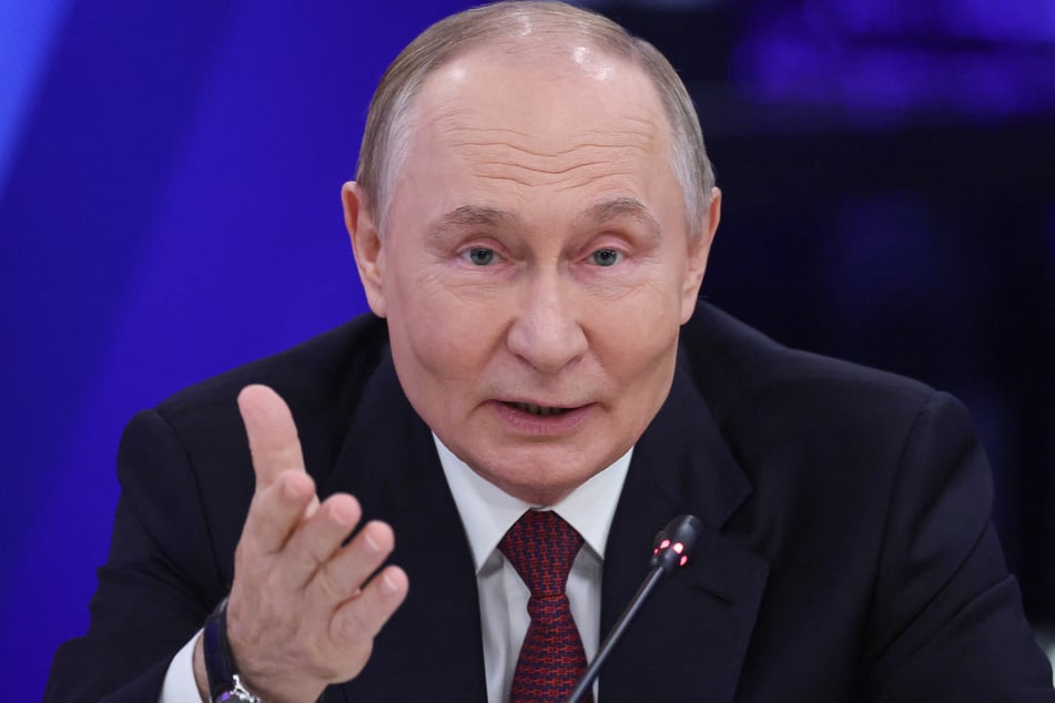 Russlands Präsident Wladimir Putin (72) geht nun auch mit den USA wieder ruppiger um.