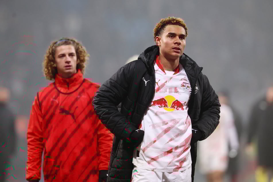 Antonio Nusa (20, r.) ist bei RB Leipzig gesetzt. Wird er den Klub wirklich schon im Sommer verlassen?