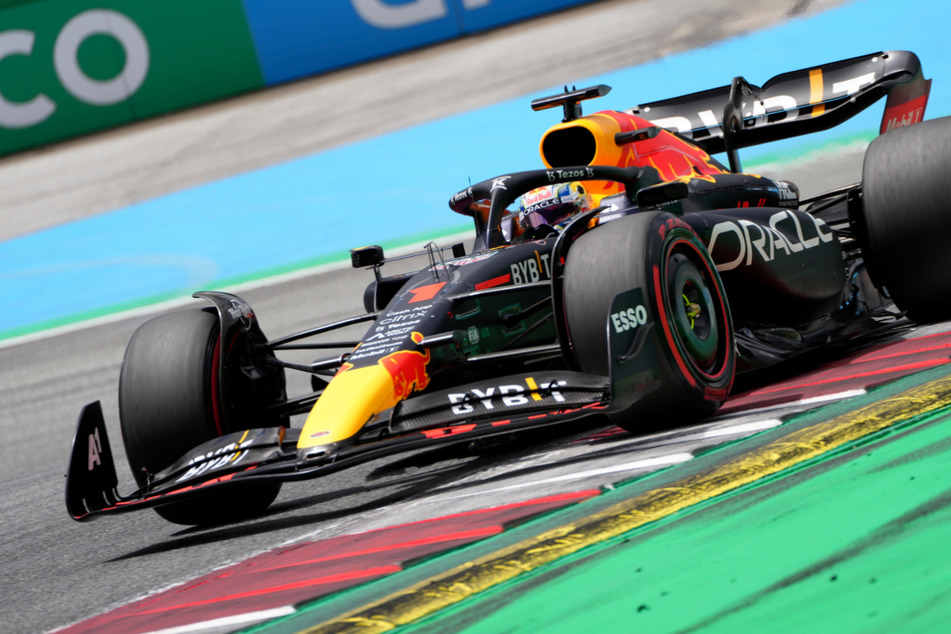 Formel 1: Max Verstappen siegt beim Sprint-Rennen, Schumacher sichert sich Platz 9