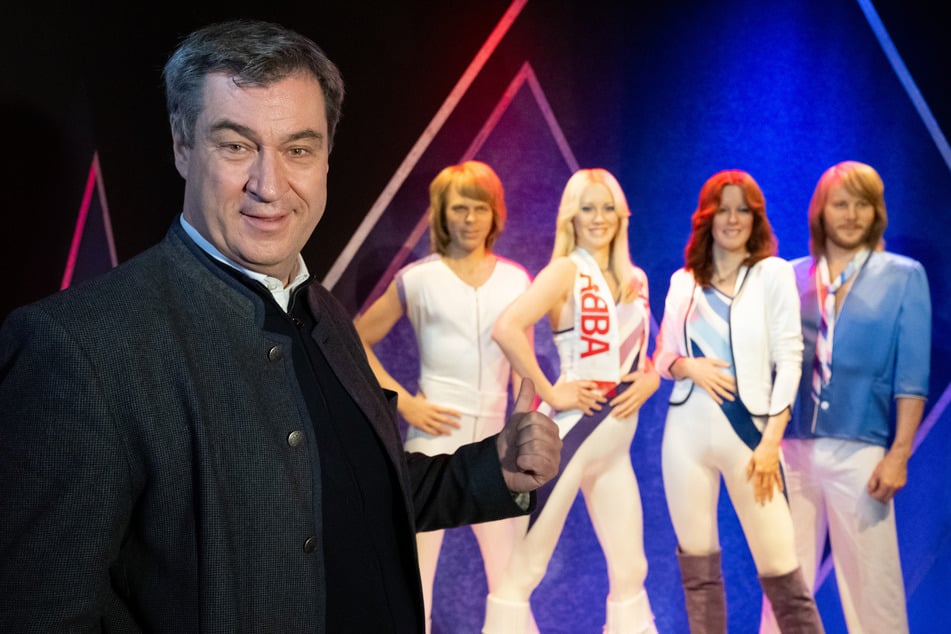 Markus Söder (58, CSU, l.) ist ein Fan der Kultband ABBA, wie auch seine Sommer-Playlist zeigt.
