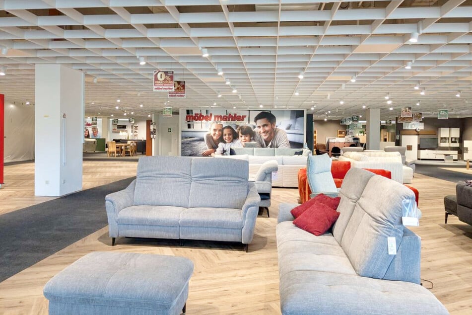 Für Sofas wie diese lohnt sich jetzt ein Abstecher nach Siebenlehn.