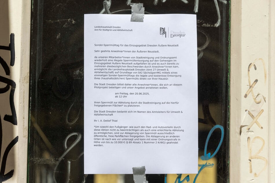 Dieses Fake-Schreiben klebte an zahlreichen Türen in der Louisenstraße.