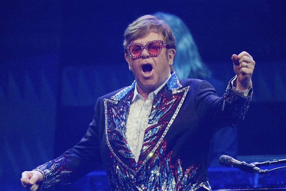 Bei Sänger Elton John (79) soll es am Geld nicht scheitern.
