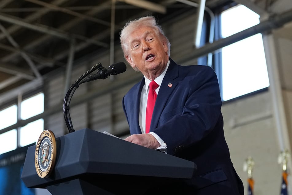 Nächste Woche steht eine neue Verhandlungsrunde zwischen Russland und der Ukraine unter Vermittlung der USA an. Kurz davor erhöht Trump (79) den Druck auf Kiew. (Archivbild)