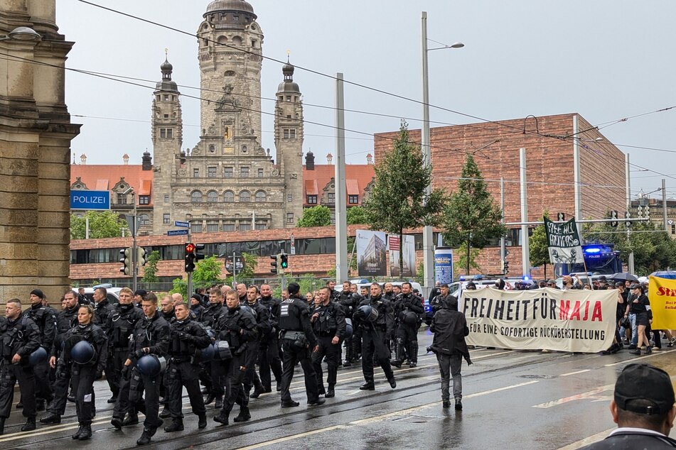 Die Polizei war mit einem Großaufgebot im Einsatz.