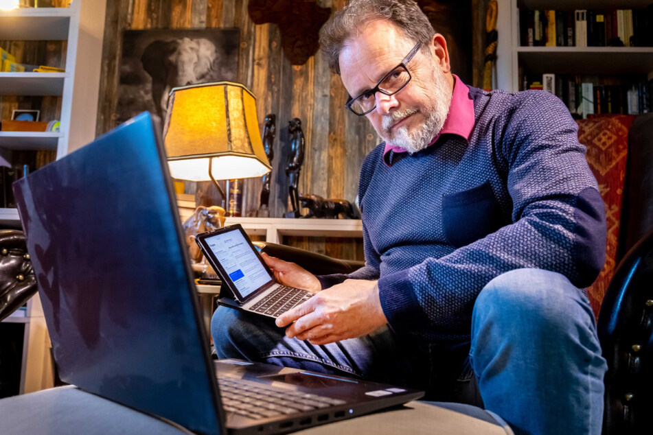 Der CDU-Politiker Frank Heinrich (56) wird derzeit mit Spam-Mails und Anrufen überschüttet.