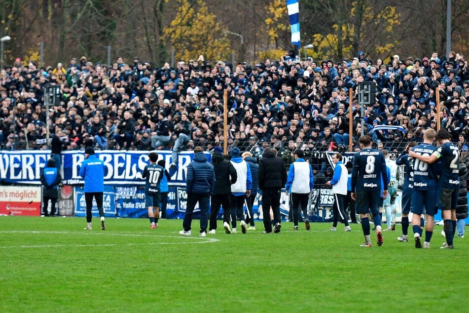 Hängende Köpfe in Babelsberg. Die Hinserie verlief alles andere als nach Maß. (Archivfoto)