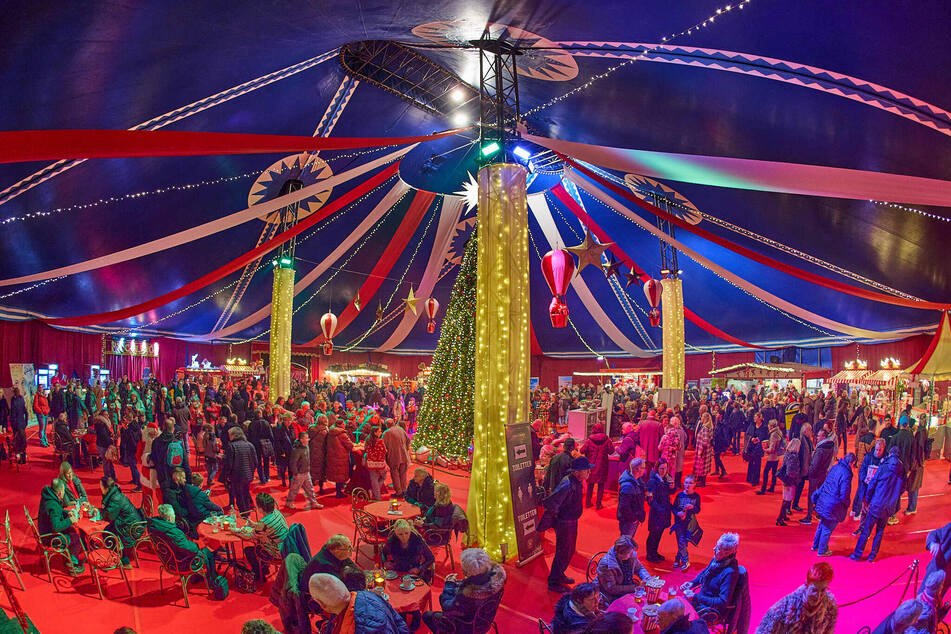 Der Dresdner Weihnachts-Circus begeistert Groß und Klein.