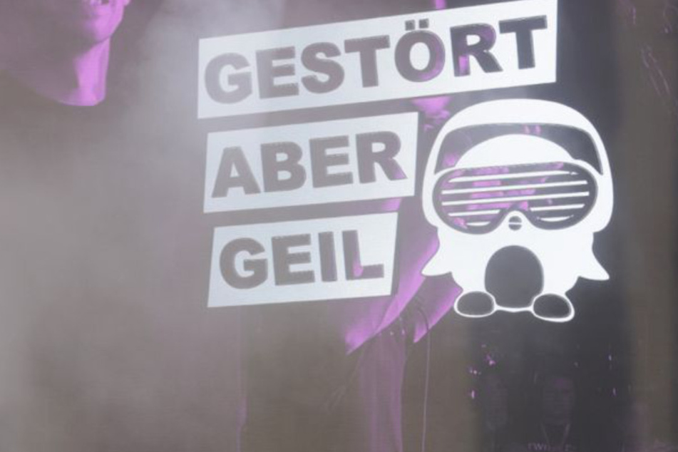 Das DJ-Duo feiert sein Jubiläum in Markneukirchen. (Archivbild)