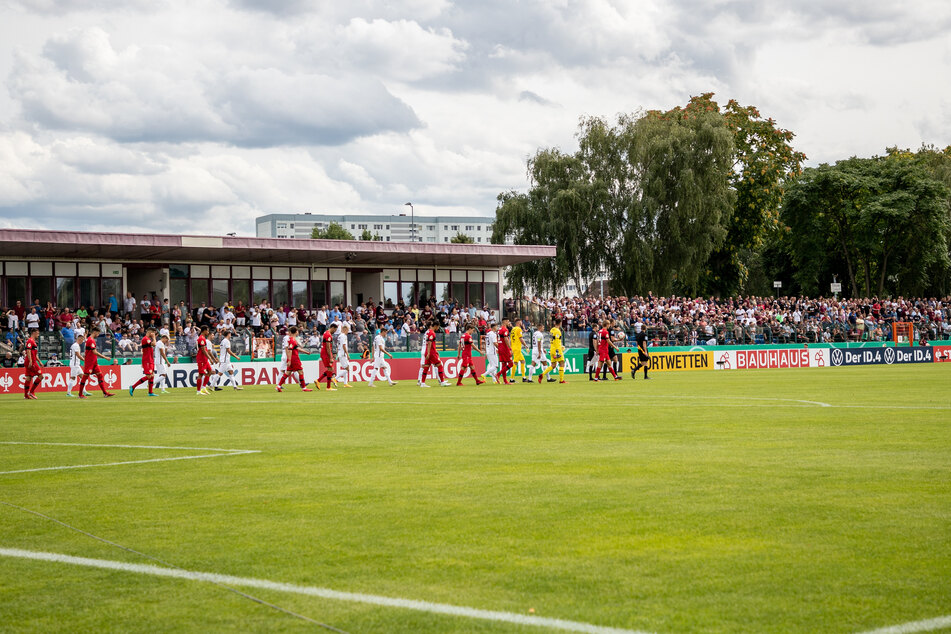 Im Sportforum Berlin will der BFC Dynamo um eine gute Ausgangslage für das Rückspiel beim VfB Oldenburg kämpfen. (Archivbild)