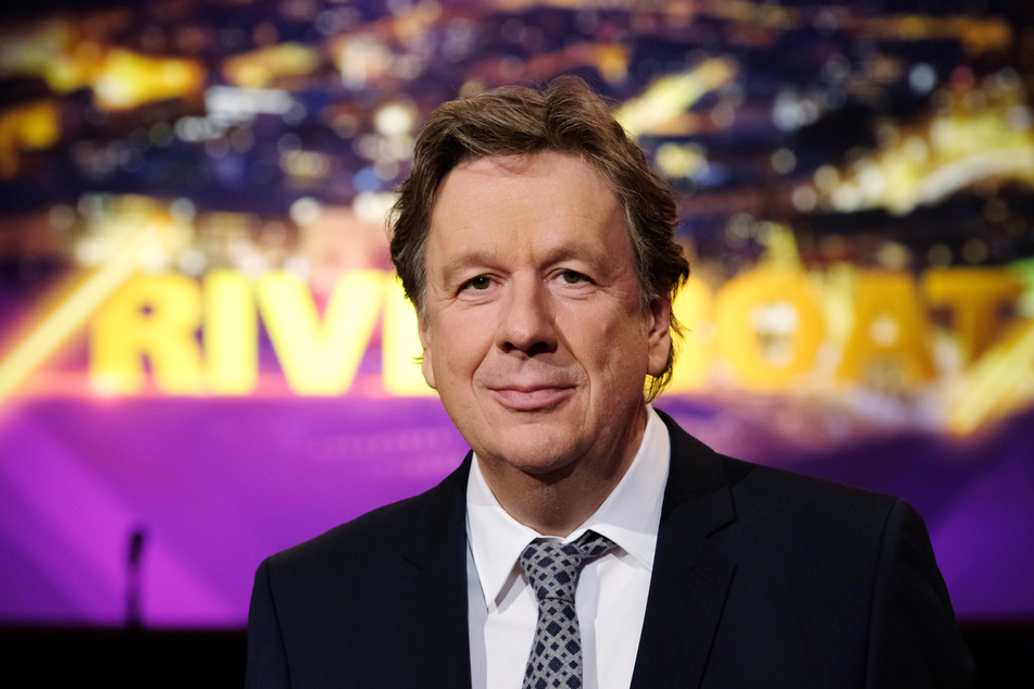 Hat zwar die Ankündigung übernommen, wird jedoch in der Show am heutigen Freitag fehlen: Moderator Jörg Kachelmann (62).
