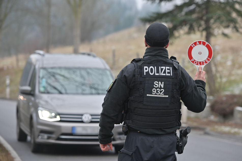 Nach Angaben des sächsischen Innenministeriums gab es bisher keine flächendeckenden Radius-Kontrollen (Symbolbild).