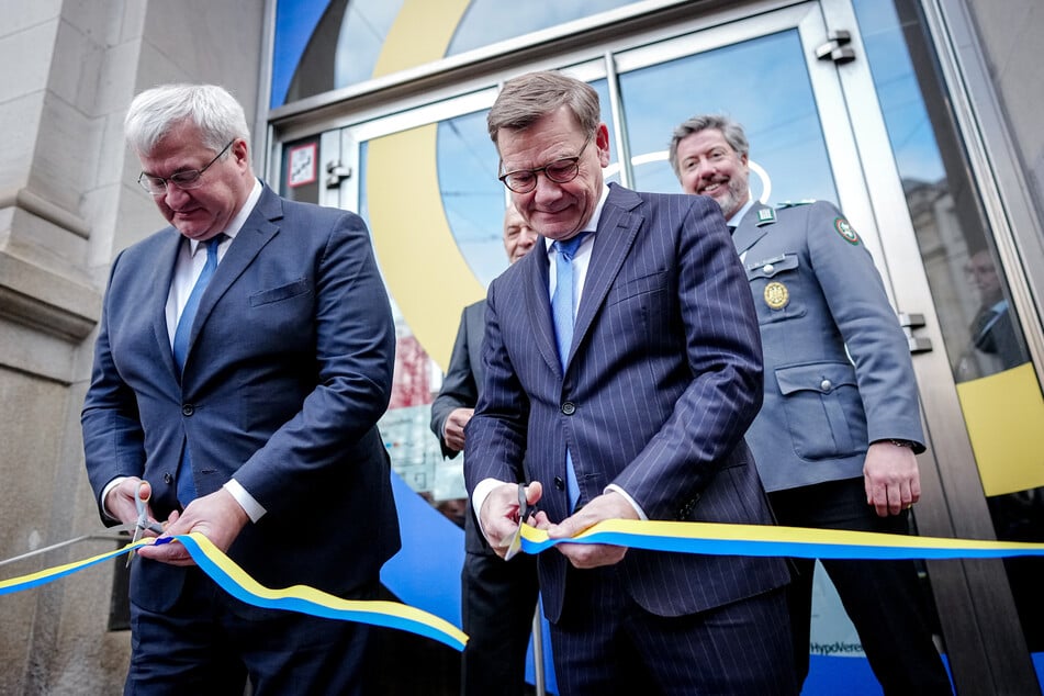 Deutschlands Außenminister Johann Wadephul (63, CDU, r.) und sein ukrainischer Amtskollege Andrij Sybiha (51) eröffneten am Freitag die Münchner Sicherheitskonferenz.