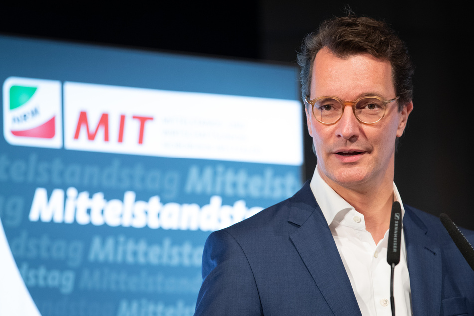 NRW-Verkehrsminister mit Aufruf nach Laschet-Pleite: "Gemeinsam durchstarten"