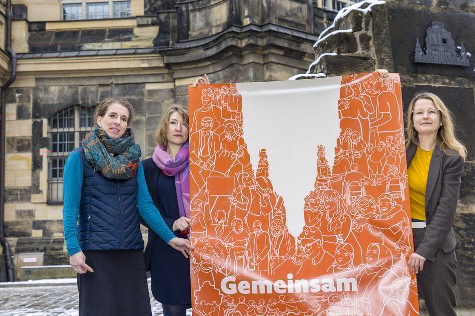 Marie Noth (48, v.l.) von der Stiftung Frauenkirche, Künstlerin Henrike Terheyden (41) und Kulturbürgermeisterin Annekatrin Klepsch (48, Linke) wünschen sich eine bessere Aufarbeitung der Erinnerungskultur.
