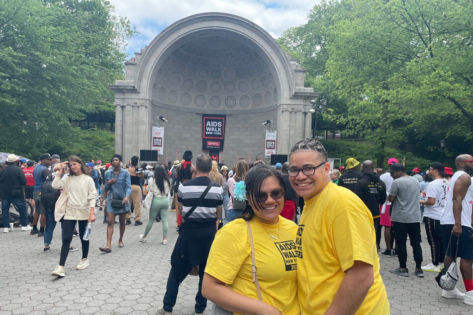 First-time walkers Christy (l.) and Edward told TAG24 how much the day meant to them in front of the Naumburg Bandshell in Central Park.