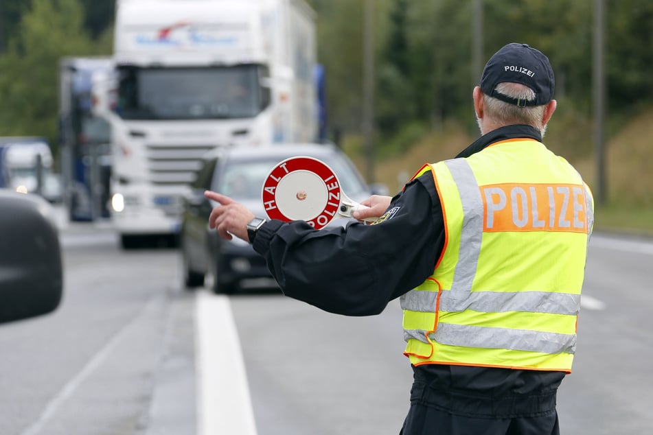 Die deutsch-tschechische Grenze in Reitzenhain: Hier stoppte die Bundespolizei mehrere Männer, die illegal nach Deutschland einreisen wollten. (Archivbild)