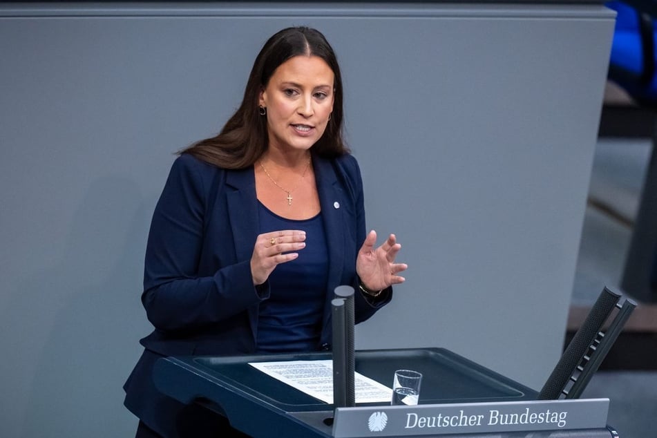 Bei der Bundestagswahl im Februar hatte die 35-Jährige das Direktmandat im Rheinisch-Bergischen Kreis für die CDU gewonnen. (Symbolbild)