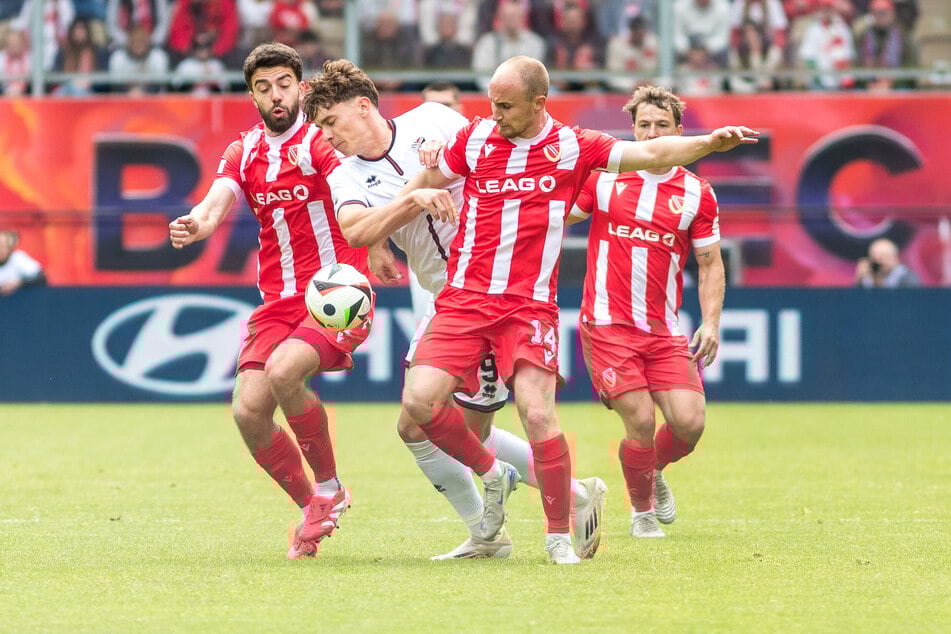Bis zum letzten Spieltag der Vorsaison war Tobias Hasse (30) eine Konstante in Cottbus.