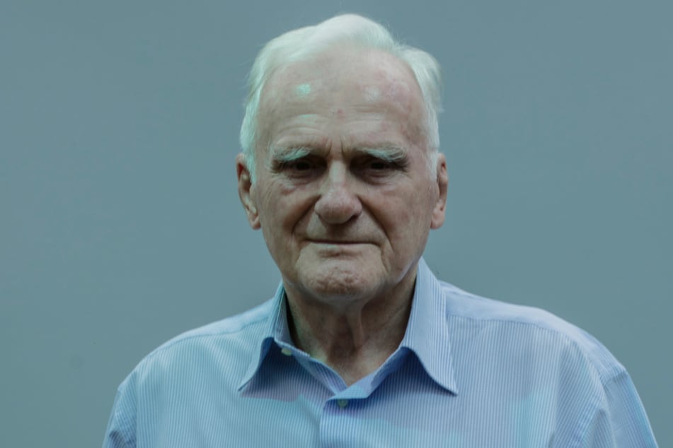 Der Leipziger Ingenieur Horst Bendix († 93) erlebte noch den Bau des Windmessturms.