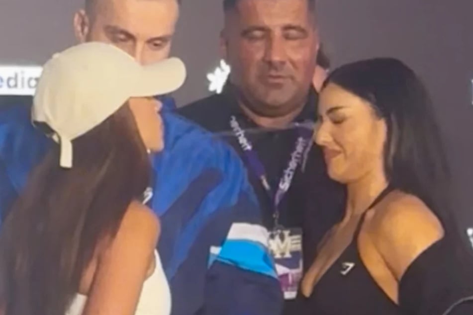 Vor dem eigentlichen Kampf im Oktober 2025 spuckte Hati Suarez (25, l.) Jennifer Iglesias (27) ins Gesicht.