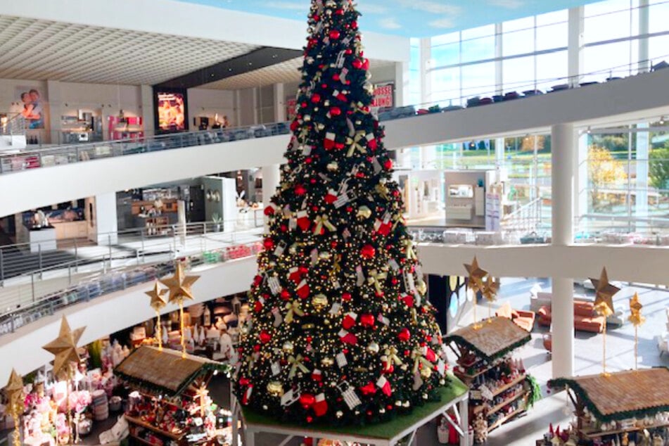 Auch in diesem Jahr begeistert der Weihnachtsmarkt von Möbel Mahler mit glitzernden Schätzen.