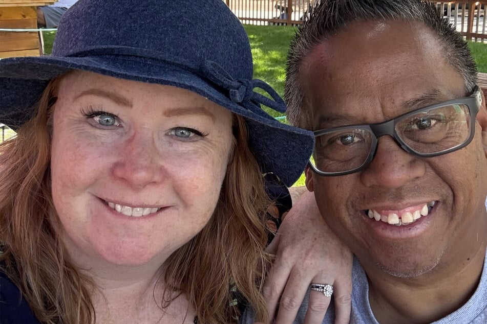 Jennifer und Sergio Villanueva waren gerade auf dem Highway in Dayton unterwegs, als sie plötzlich von einem Tesla-Lkw gerammt wurden.