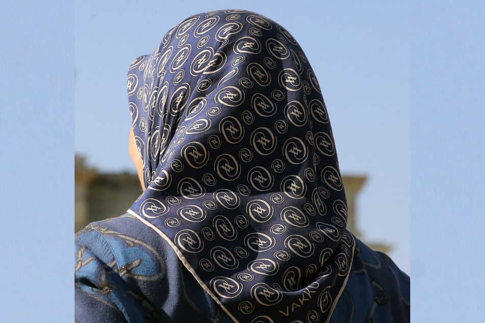 Der Europäische Gerichtshof hat die Rechte von Arbeitgebern gestärkt, die muslimischen Mitarbeiterinnen das Tragen von Kopftüchern verbieten. (Symbolbild)