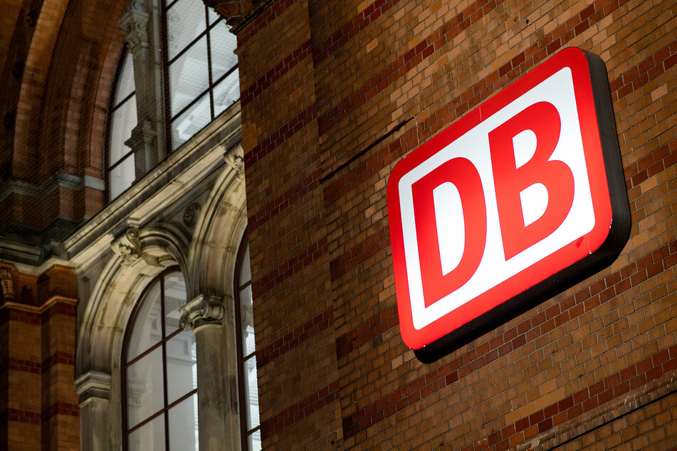 Die MRB ist sauer auf die Deutsche Bahn (DB). Durch DB-Arbeiten wurden zwei Züge beschädigt.