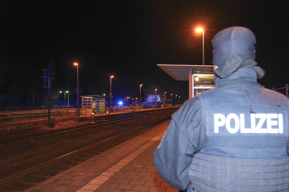 Die Polizei war nach einem Messerangriff in Hodenhagen im Großeinsatz.