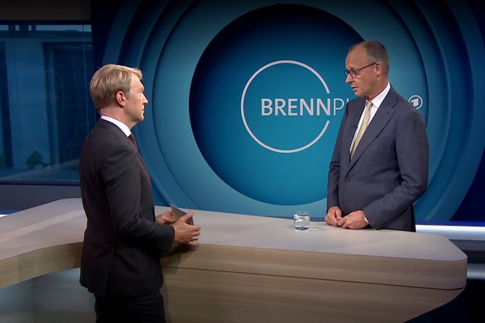Im ARD-Brennpunkt stellte sich Friedrich Merz (70) den Fragen von Markus Preiß (48).