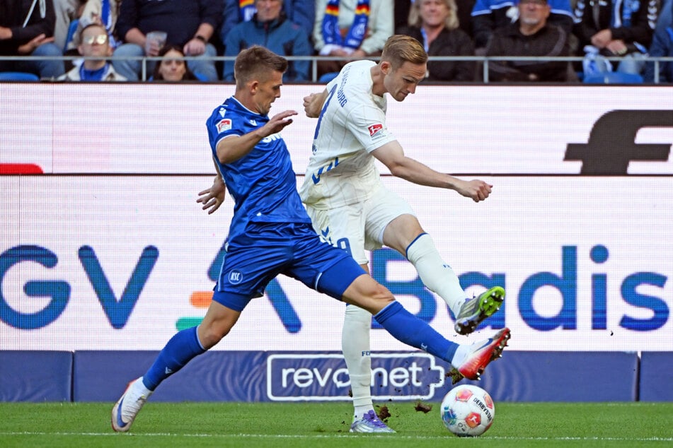 Auch im Hinspiel konnte Marvin Wanitzek (32, l.) mit einer Vorlage zum 1:0-Sieg für den KSC helfen.
