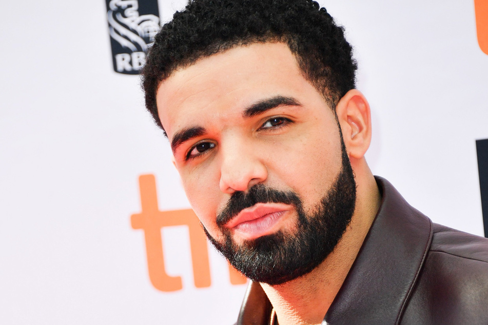Rekord gebrochen! Rapper Drake steigt mit drei Singles zugleich in die Top 3 ein