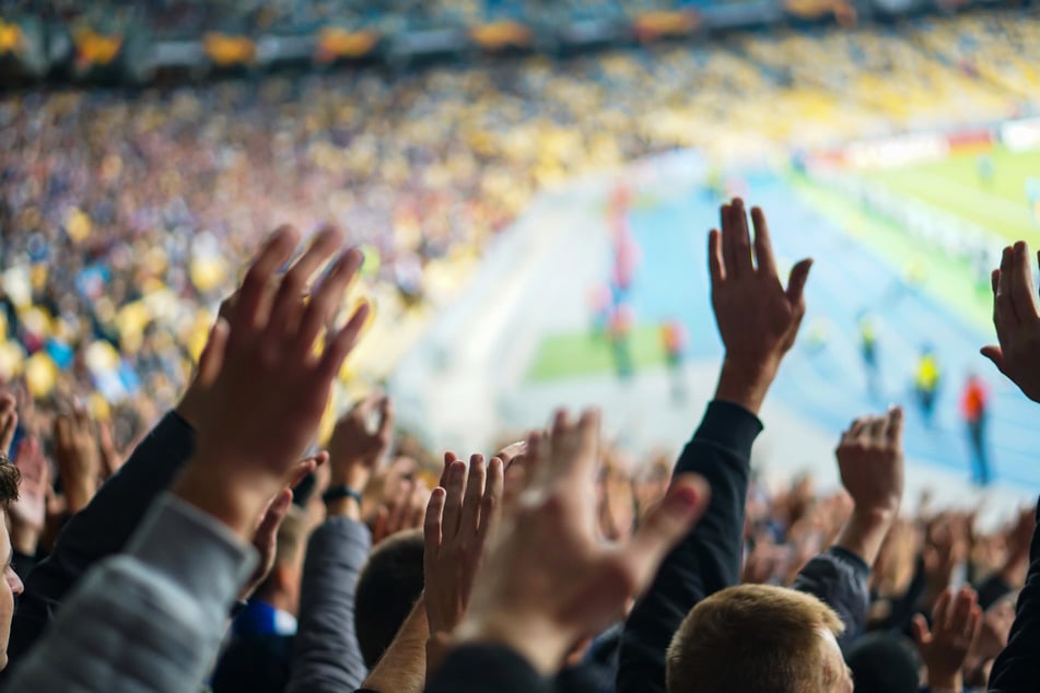 Keine Tickets mehr fürs Stadion? So seid Ihr trotzdem live dabei!
