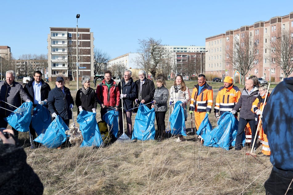 Der Frühjahrsputz ist ausgesprochen beliebt - Tausende Menschen machen mit. (Archivbild)