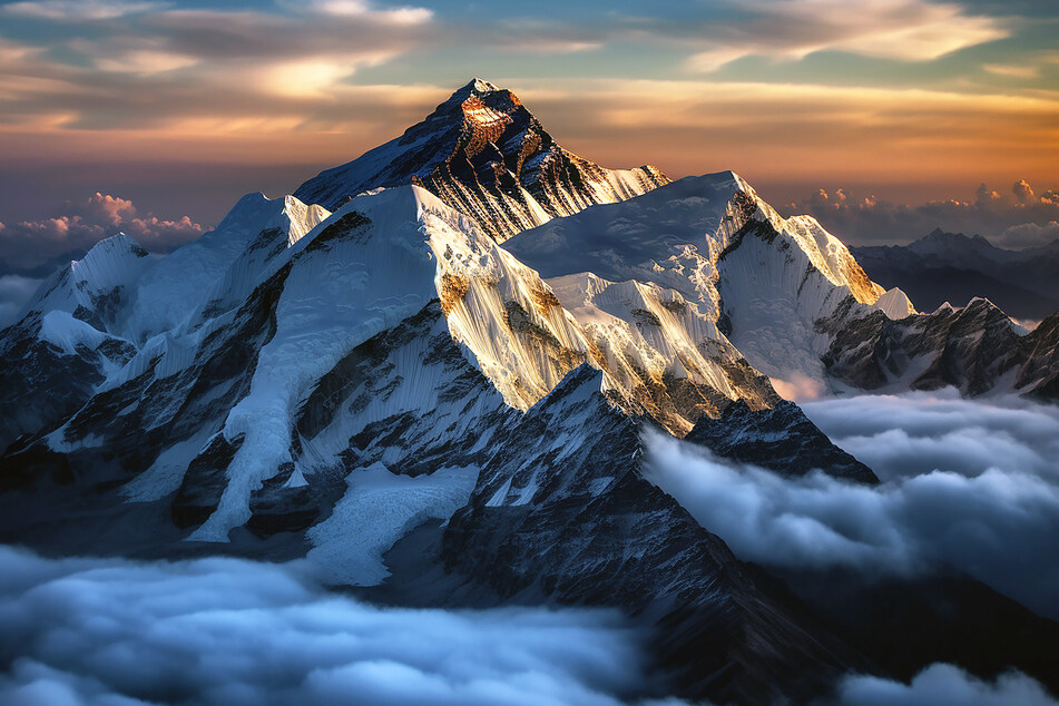 Das Besteigen des Mount Everest wird immer mehr zum Statussymbol von Reichen. (Archivbild)