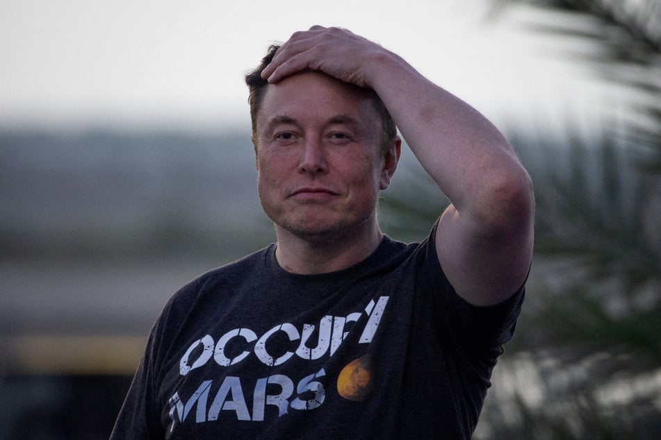 Elon Musk, the world's richest man, is urging his Twitter followers to vote Republican in the 2022 midterms.