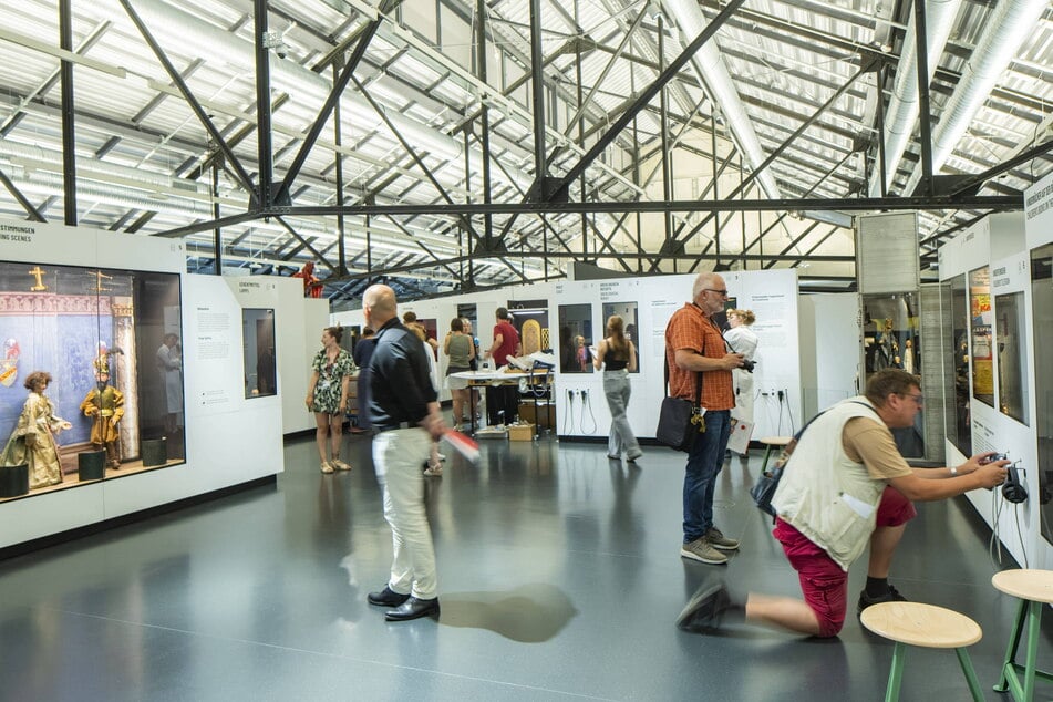Die Puppentheatersammlung am neuen Standort im Kraftwerk Mitte.