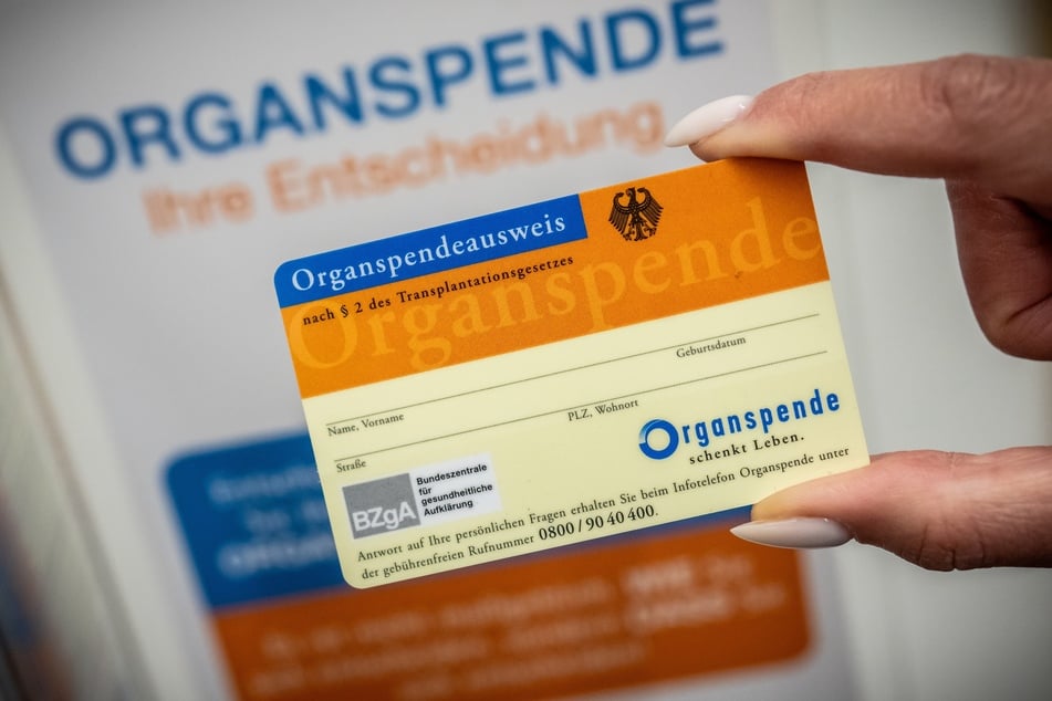 Auf dem Organspendeausweis kann die Entscheidung für oder gegen eine Organspende erklärt werden.