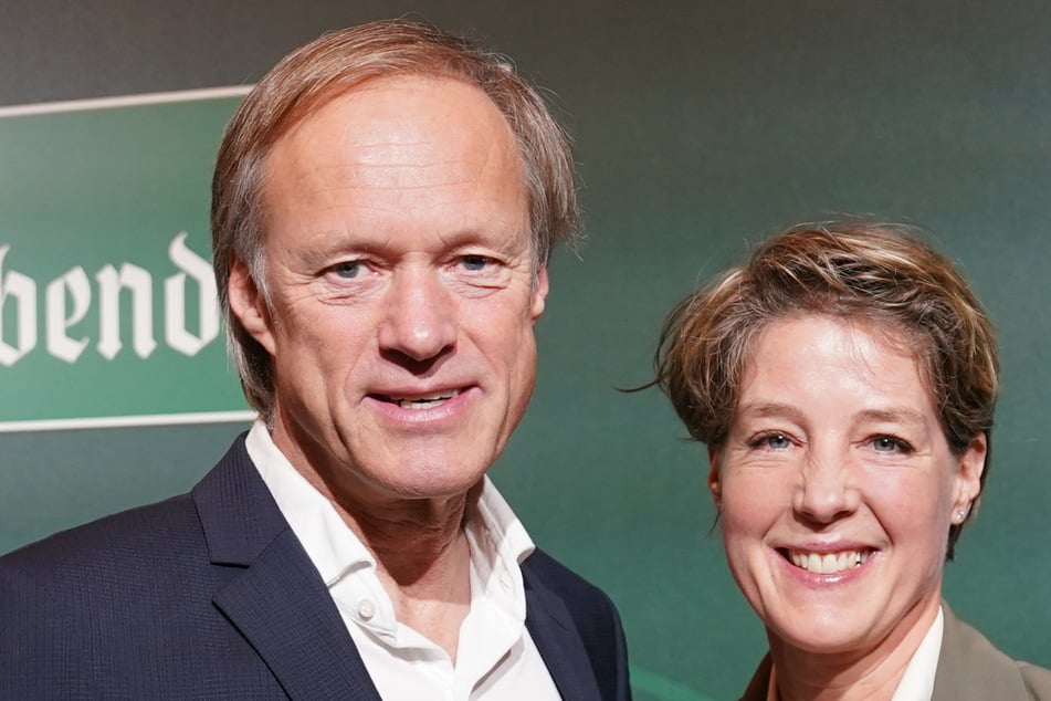 Christina Block ist mit Gerhard Delling (64) zusammen.